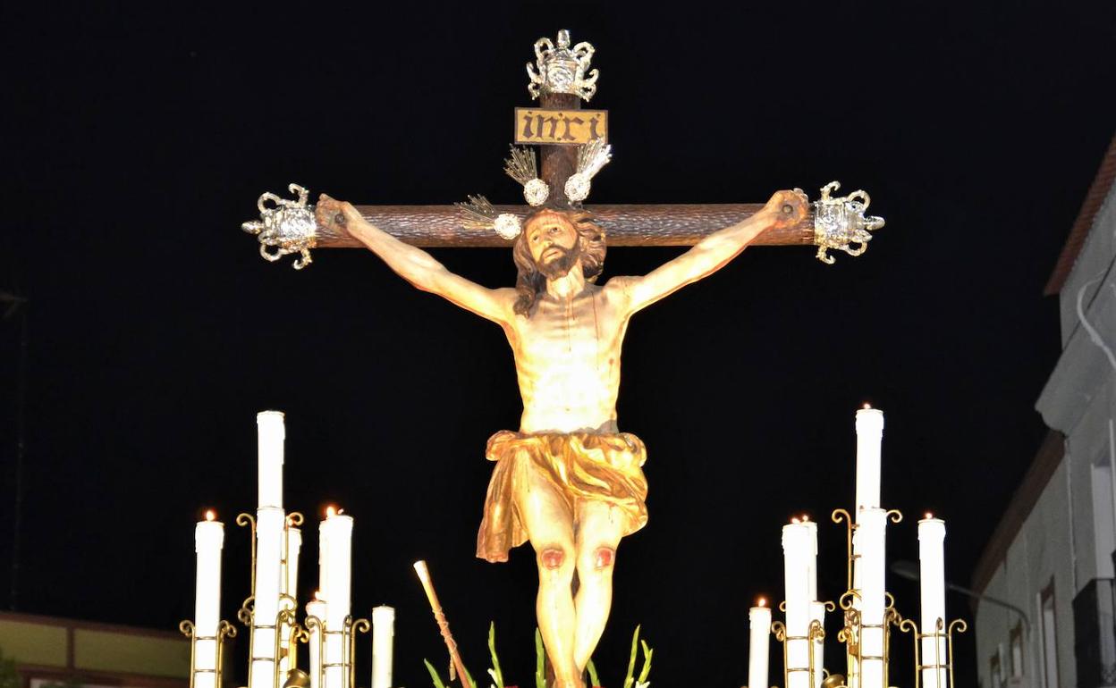 Imagen del Cristo de la Expiración en procesión.
