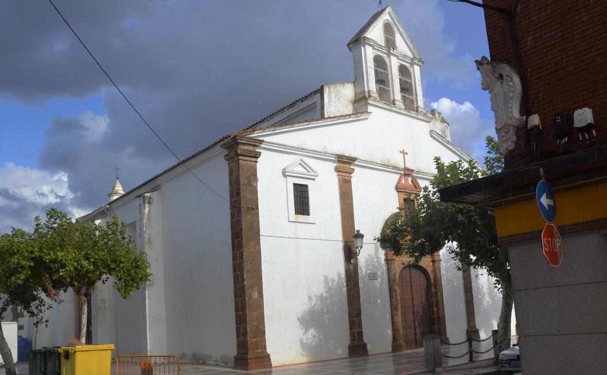 Día de lluvia frente a la Iglesia Parroquial.