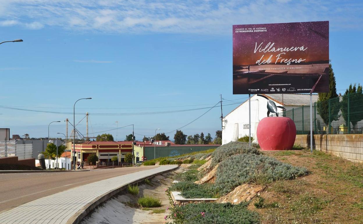 Entrada a la localidad por la Avenida Juan Carlos I.
