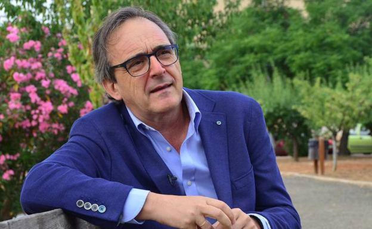 El prestigioso psicólogo Carlos Pajuelo impartirá una charla a través del IESO San Ginés