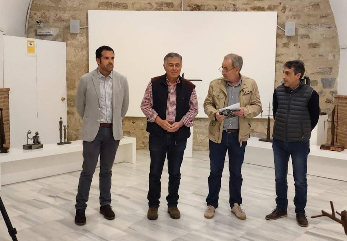 El artista villanovense Antonio Viera expone en el Museo Etnográfico de Olivenza