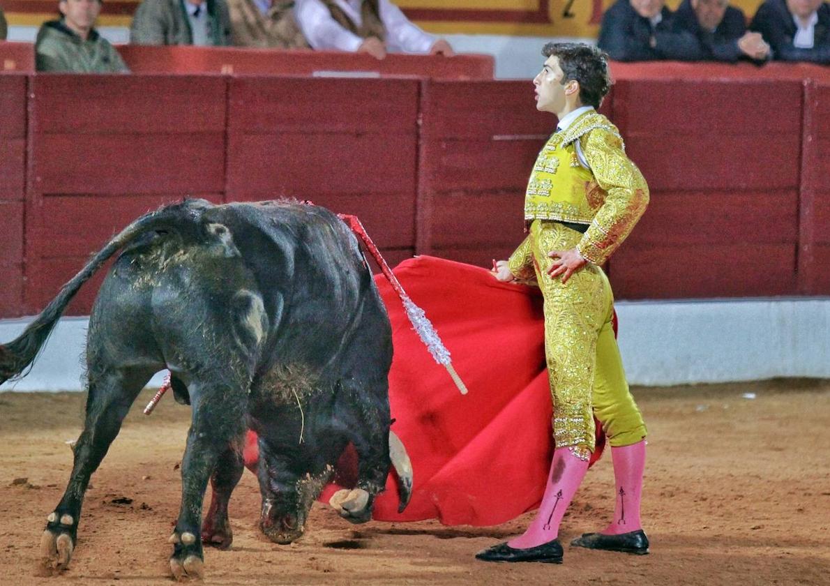 Perera en plena faena.