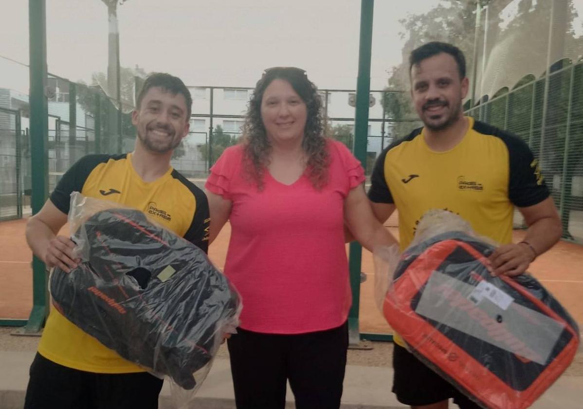 El IV Torneo de Pádel 'San Ginés de la Jara' dejó tres parejas de ganadores
