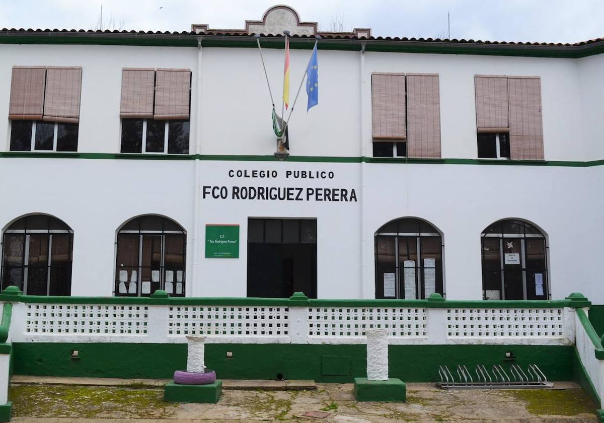 Fachada del CEIP Francisco Rodriguez PErera.