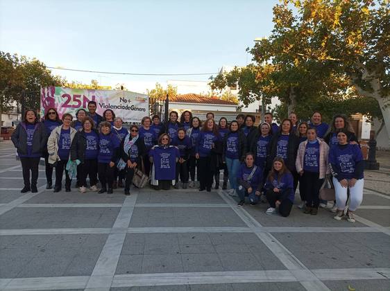 La localidad se implica en los actos de repulsa de la Violencia de Género
