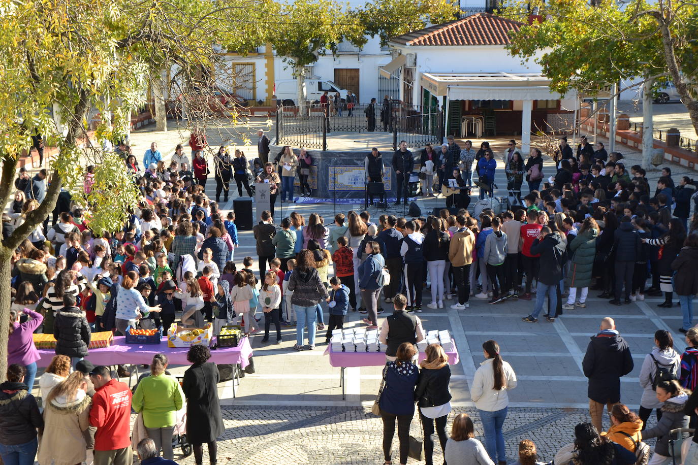 La localidad se implica en los actos de repulsa de la Violencia de Género