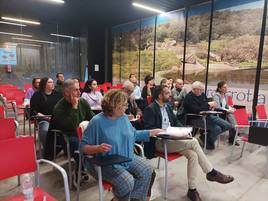 Algunos de los asistentes a la reunión de Edusi.