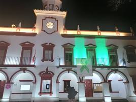 El Ayuntamiento se sumó a la lucha contra el cáncer en su día internacional.