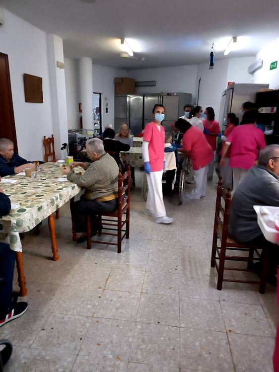 Los alumnos de la Escuela Profesional 'Atención Social Villanueva I' comienzan las prácticas
