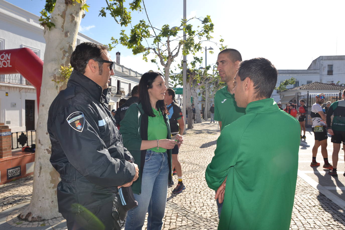 La localidad entregó 1.000 euros a Feder del VIII Trail Rayano Solidario en el que hubo más de 300 deportistas