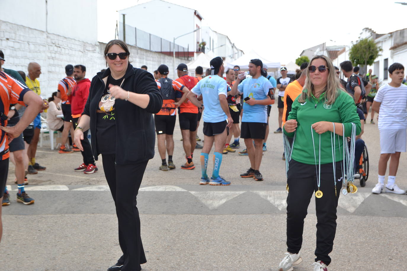 La localidad entregó 1.000 euros a Feder del VIII Trail Rayano Solidario en el que hubo más de 300 deportistas