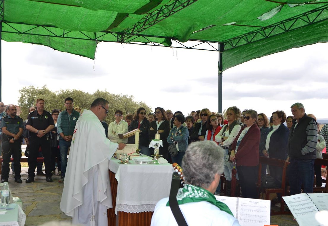 La lluvia respetó la tradicional romería en honor al Patrón San Ginés de la Jara