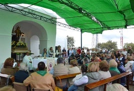 La lluvia respetó la tradicional romería en honor al Patrón San Ginés de la Jara