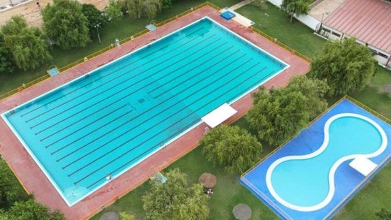 El agua de la Piscina Municipal cumple los parámetros sanitarios según el Centro de Salud