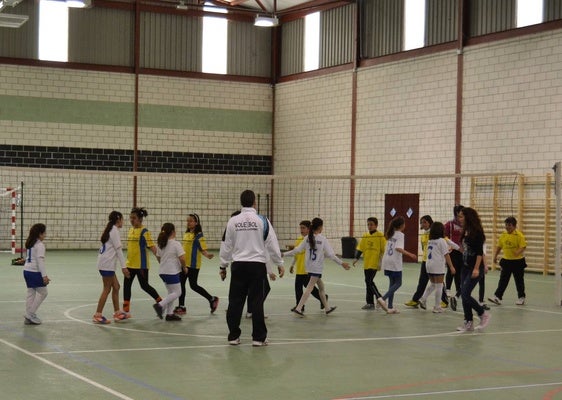 El Torneo de Voleibol 2x2 en categoría Infantil llega a las semifinales y la final
