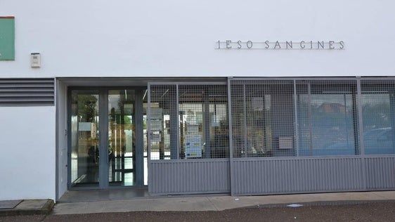 El IESO San Gines contará con placas solares y nueva luminaria interior