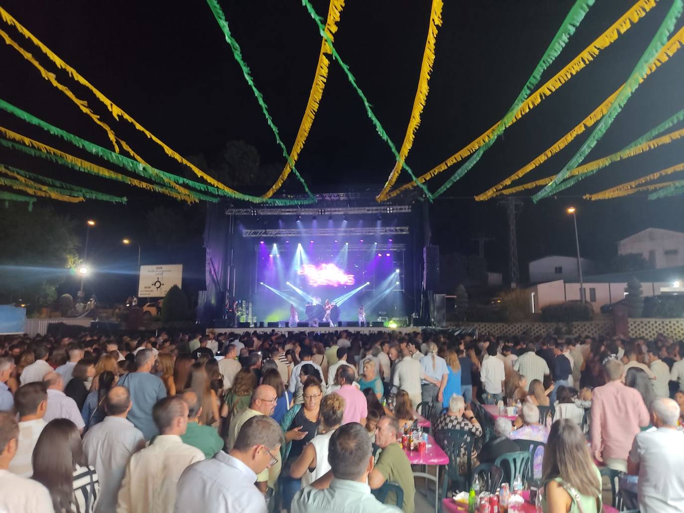 La Policía Local estima que hubo unas 2000 personas en el recinto ferial el sábado de feria