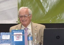 Marcelo Cruz en su intervencion de la Feria del Libro de 2023.