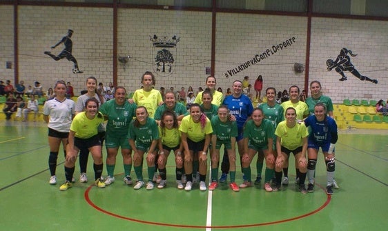 Las chicas del ADC Villanueva calentaron motores con el amistoso frente al Almendral