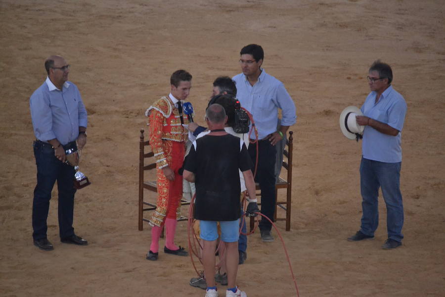 Entrega del trofeo a Juan Pedro García 'Calerito'