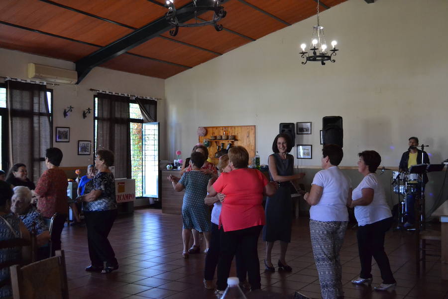 Comida de convivencia de la Semana del Mayor. A.P