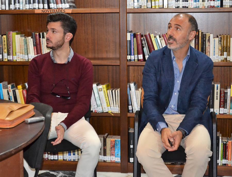 Miembros del Servicio de Protección a las Familias. A.P 