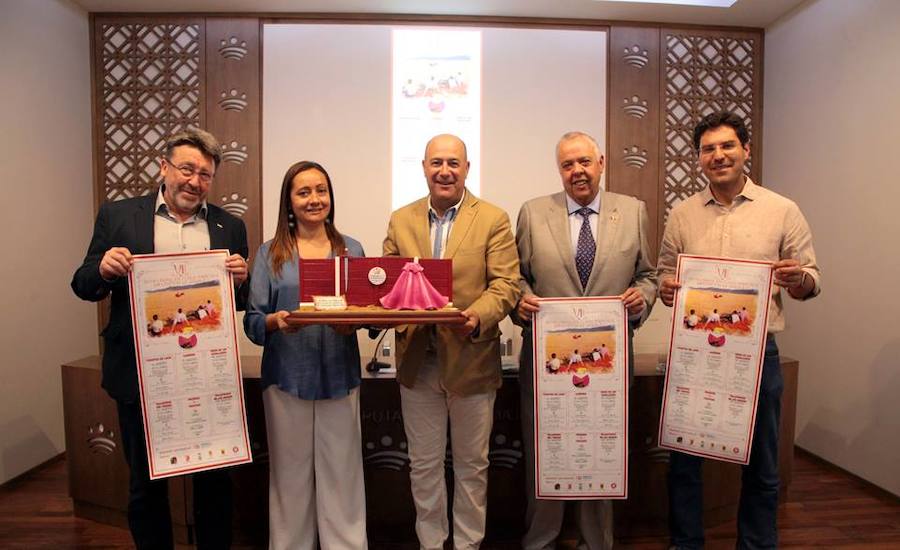 Momento de la presentación del cartel. CEDIDA