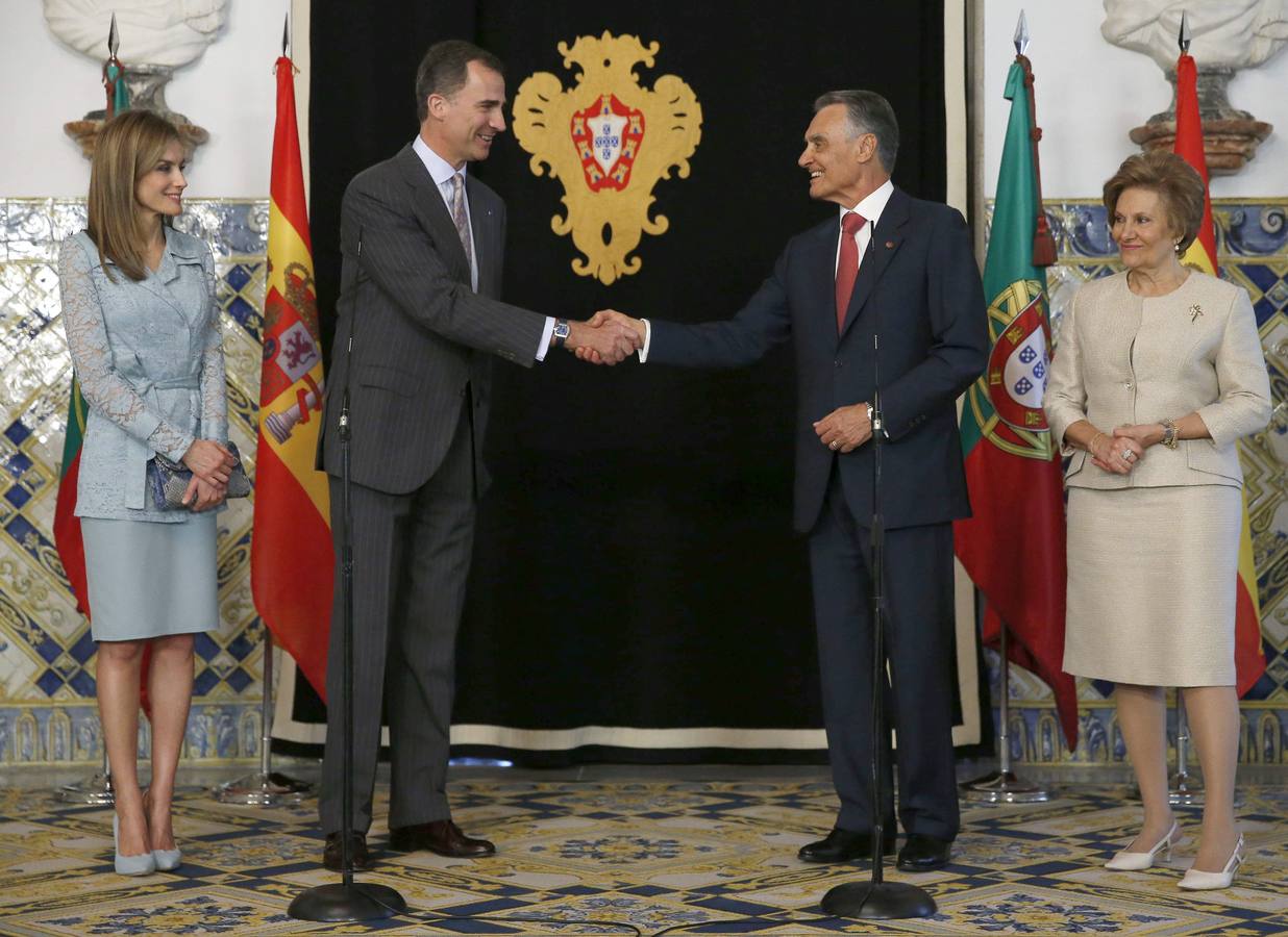 Lazos entre España y Portugal. En su primer viaje como Monarca, Don Felipe está en la tierra que acogió a su familia en los duros años del exilio.