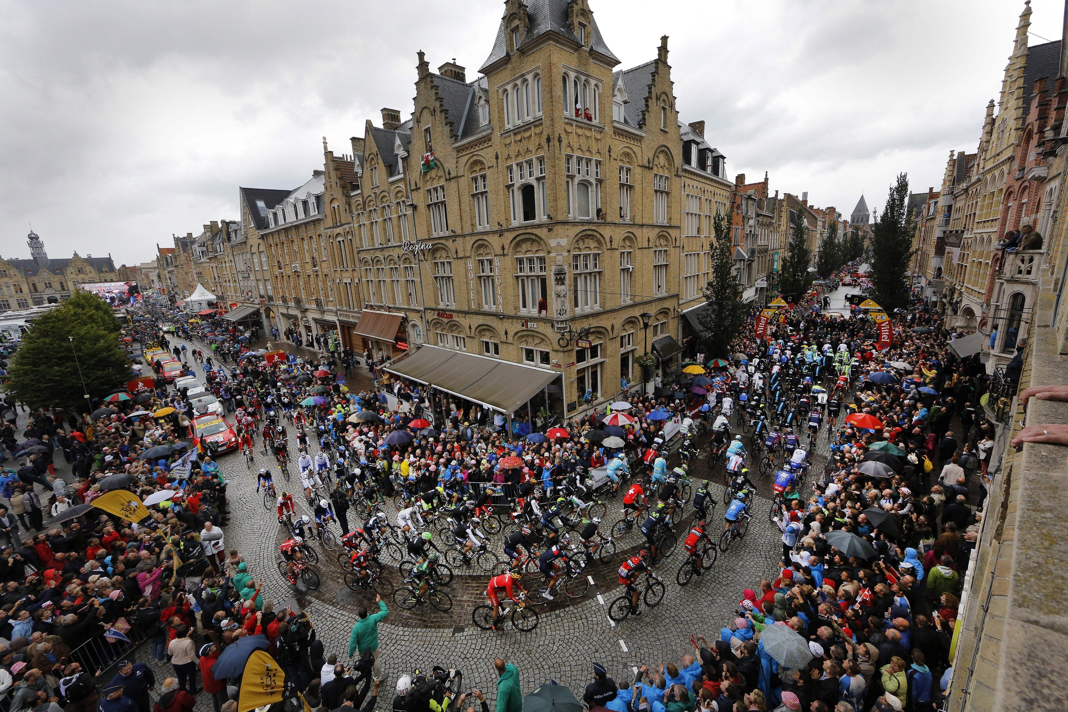 Nibali dinamita el Tour entre adoquines