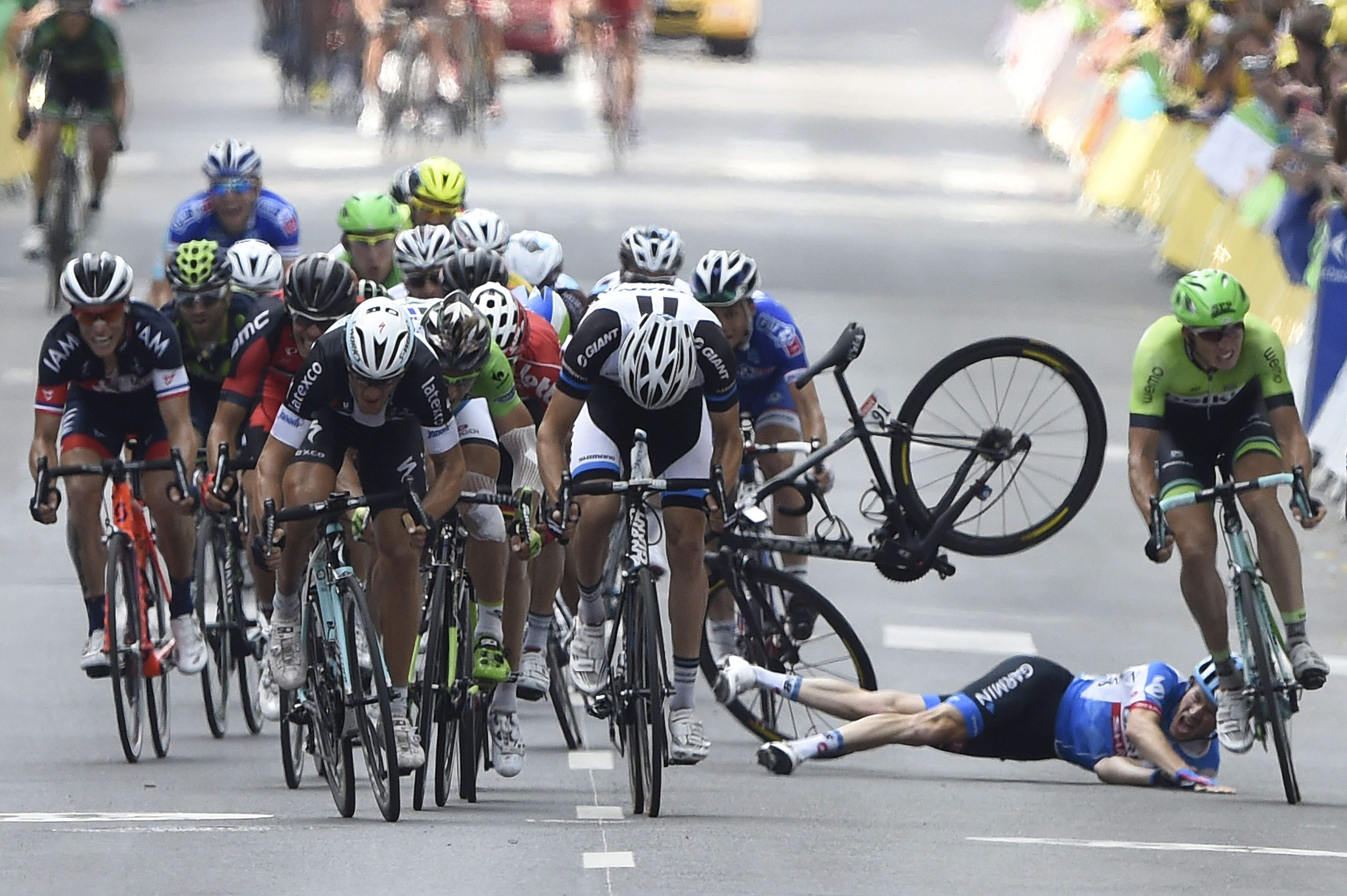 Victoria de Trentin delante de Sagan en la 7ª etapa del Tour de Francia