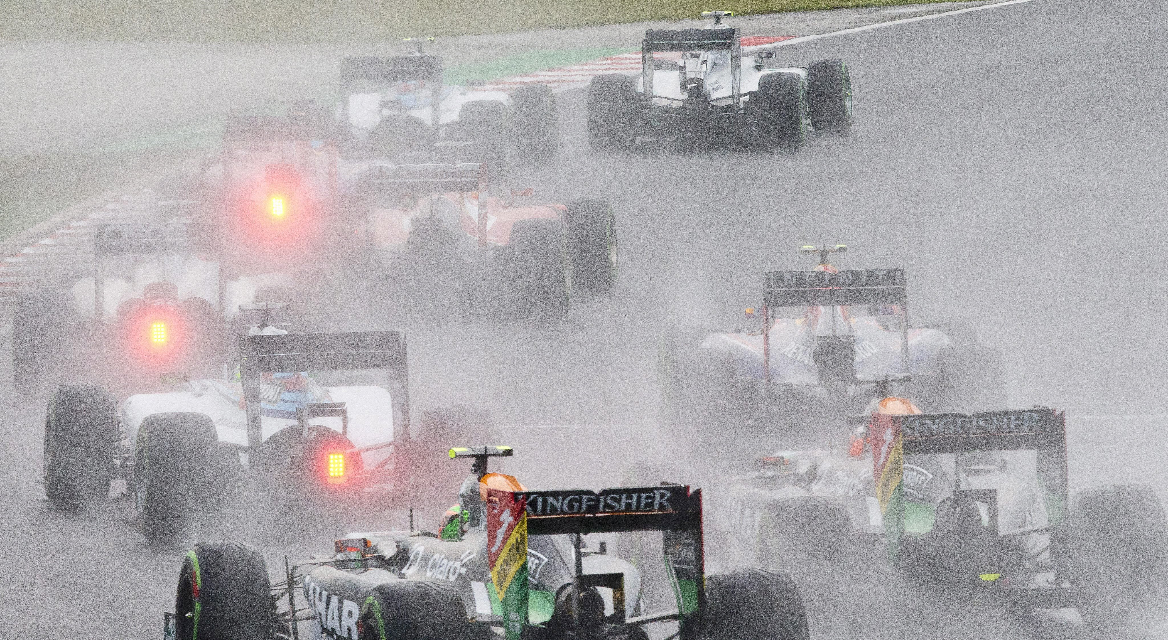 El australiano Daniel Ricciardo (Red Bull) ganó el Gran Premio de Hungría, la undécima prueba del Mundial de Fórmula Uno, disputado hoy, domingo, en el circuito de Hungaroring, donde el español Fernando Alonso (Ferrari) acabó segundo.
