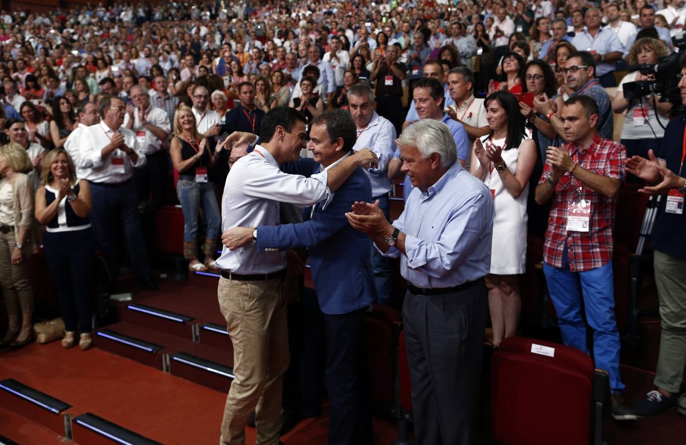 El PSOE cierra su Congreso con nueva Ejecutiva y nuevo líder