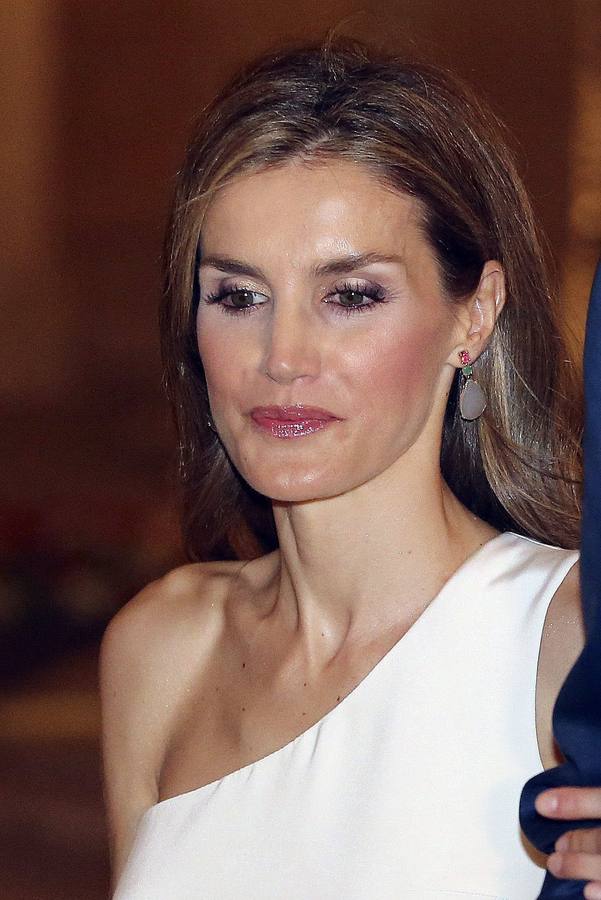 Don Felipe y doña Letizia ofrecen su primera recepción en Palma