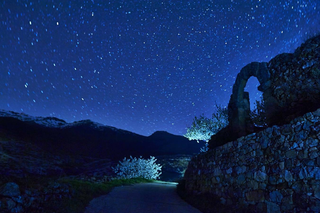 Ermita de la Magdalena bajo las estrellas