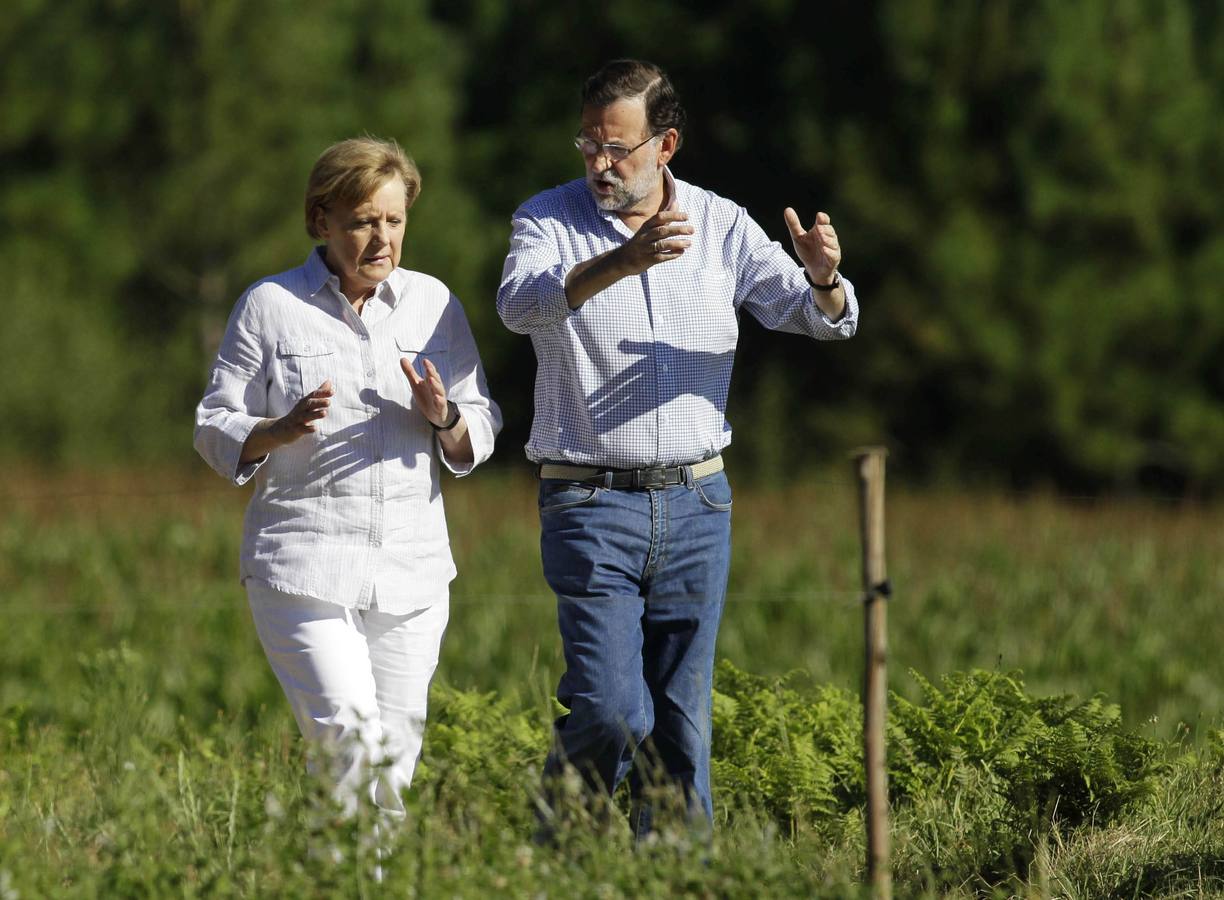 Angela Merkel y Mariano Rajoy recorren parte del Camino de Santiago.