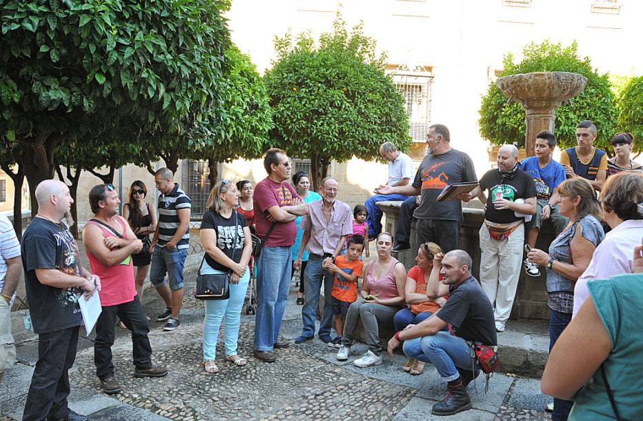 Miembros del Campamento Dignidad se encierran por la Renta Básica