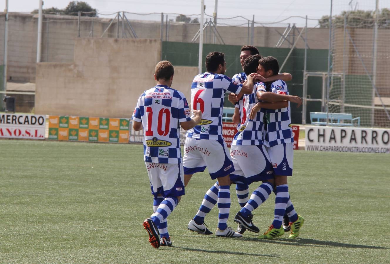 Victoria del Arroyo ante el Almería B (1-0)