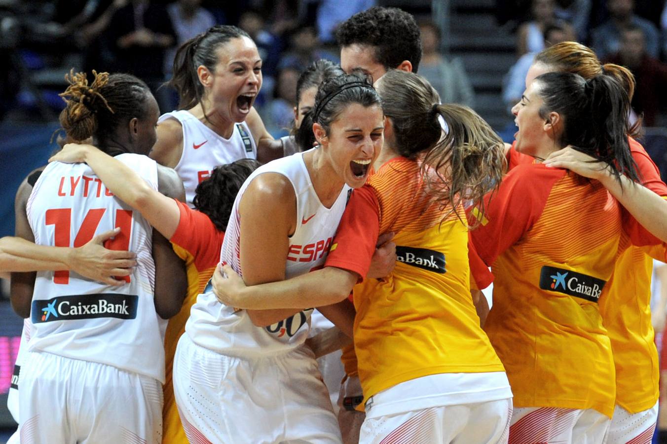 España gana a Turquía y alcanza la final del Mundial femenino