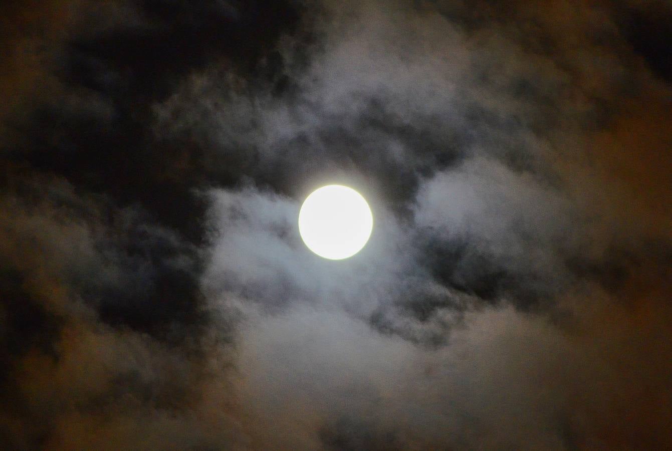 La Luna llena del Cazador