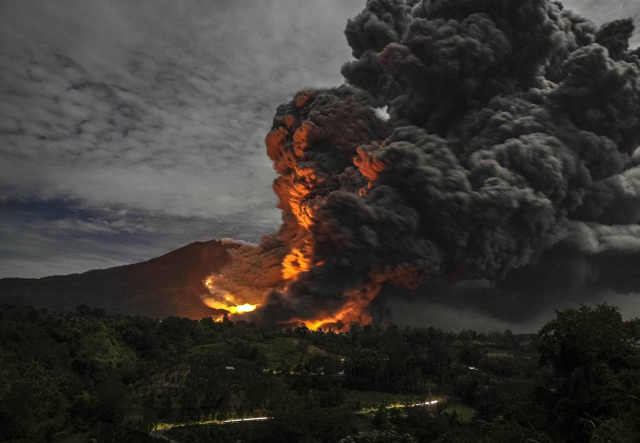 Erupción del volcán Sinabung