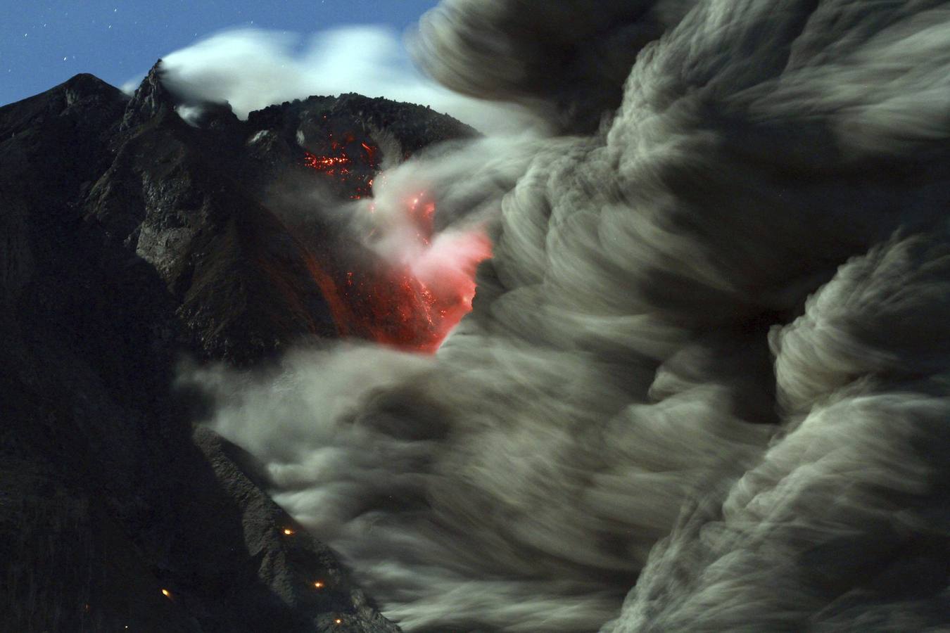 Erupción del volcán Sinabung