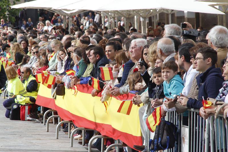 3.000 personas en el primer acto de la Guardia Civil en la Plaza Mayor