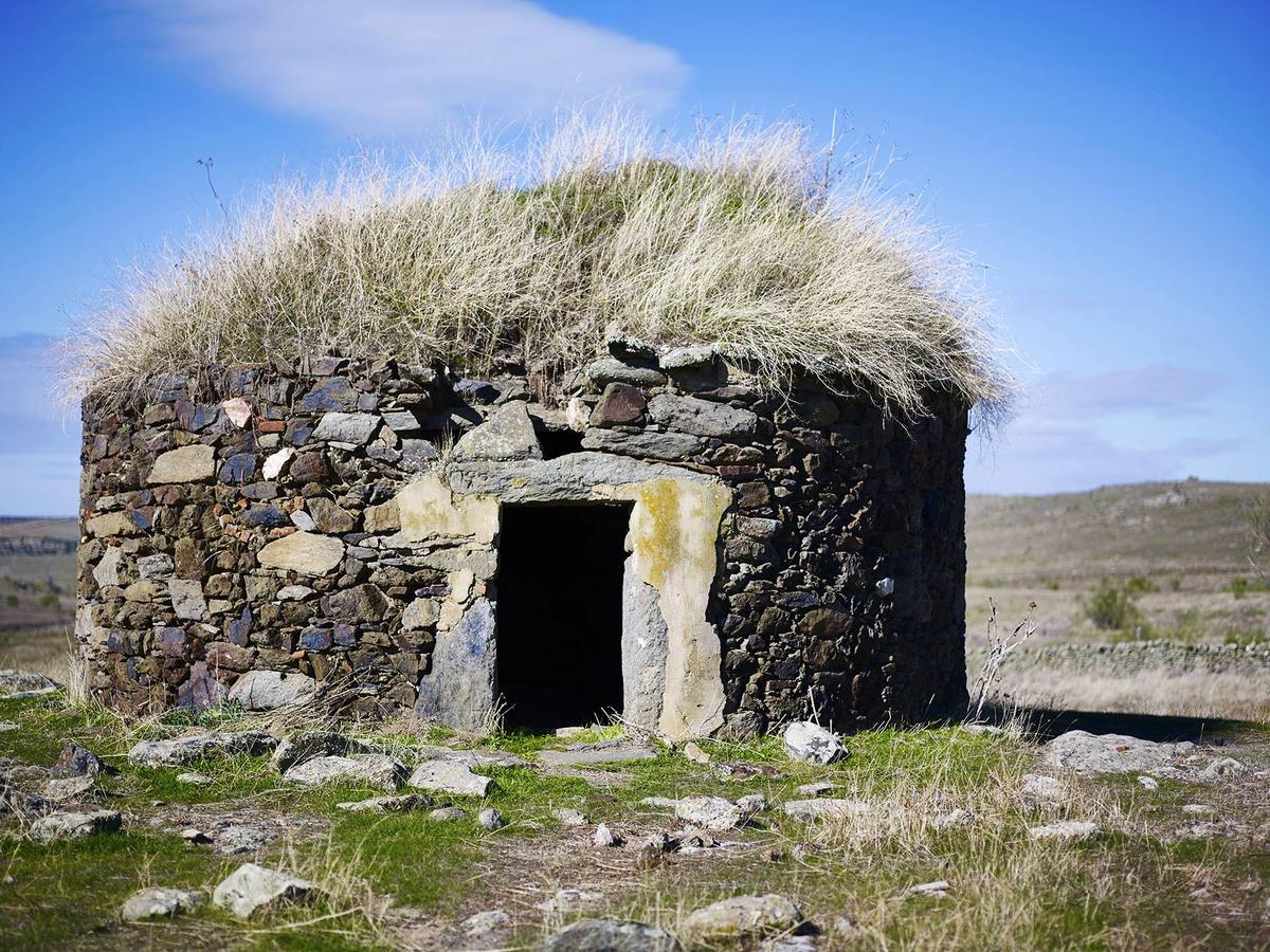 Imagen frontal de un chozo