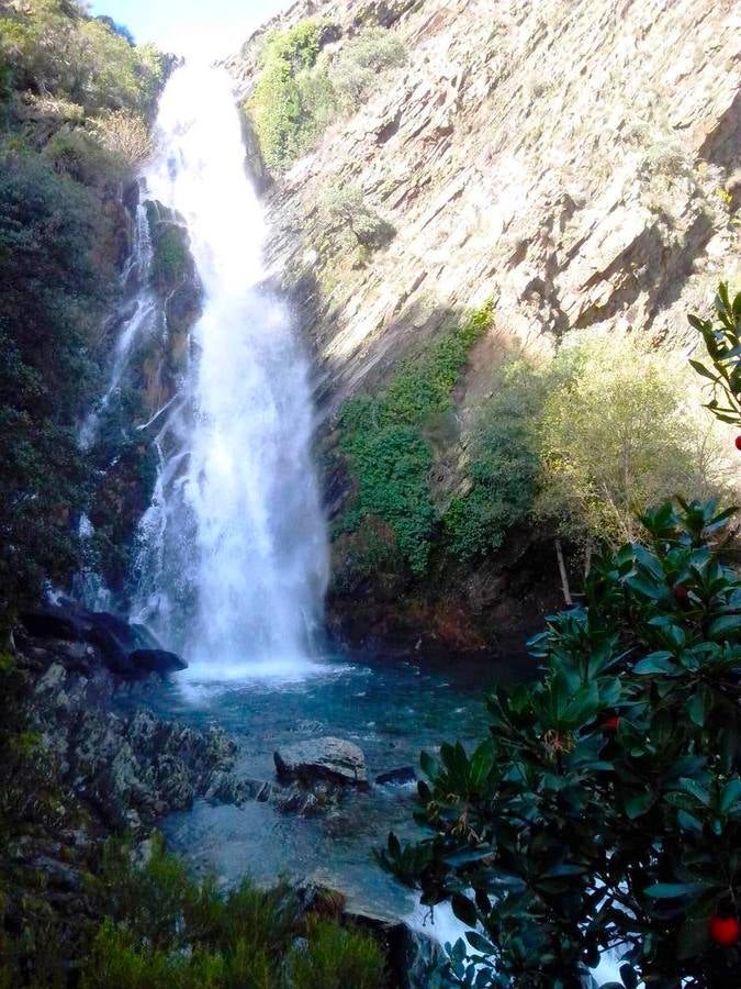 Las lluvias otoñales dan fuerza al Chorrituelo de Ovejuela