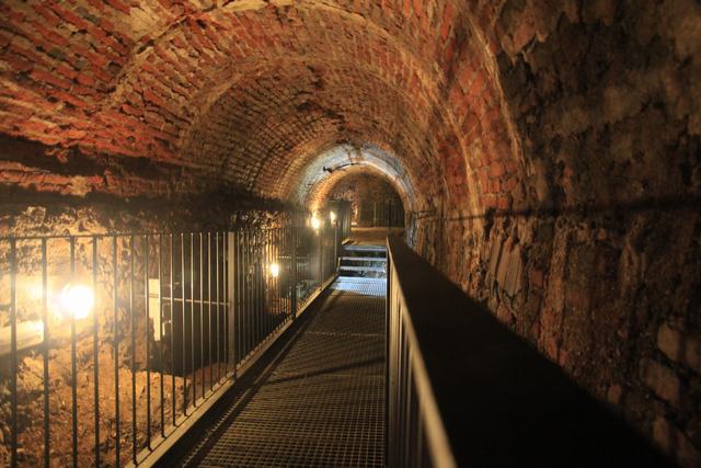 Interior de la mina Costanaza, en Logrosán.
