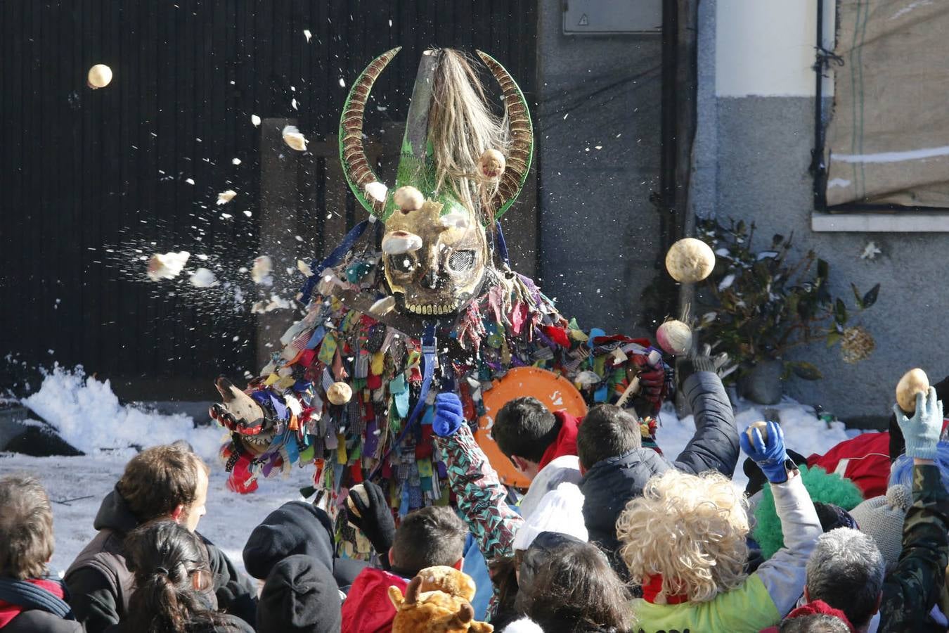 Piornal estrena a &quot;nabazo limpio&quot; la declaración nacional de Jarramplas