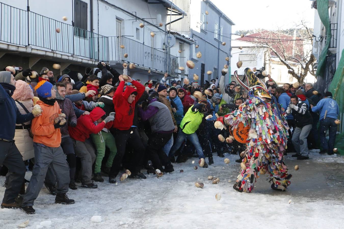 Piornal estrena a &quot;nabazo limpio&quot; la declaración nacional de Jarramplas