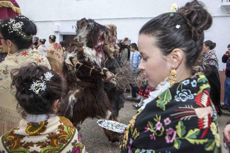 Las Carantoñas recorren Acehúche