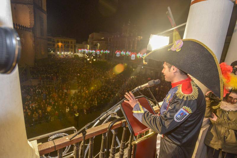Pregón de Copio y ambiente en el viernes de Carnaval