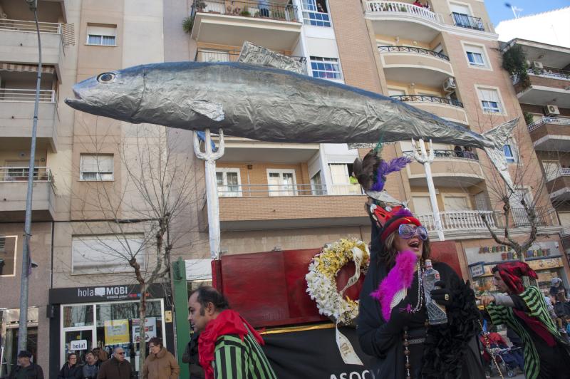 Badajoz despide su Carnaval con el Entierro de la sardina